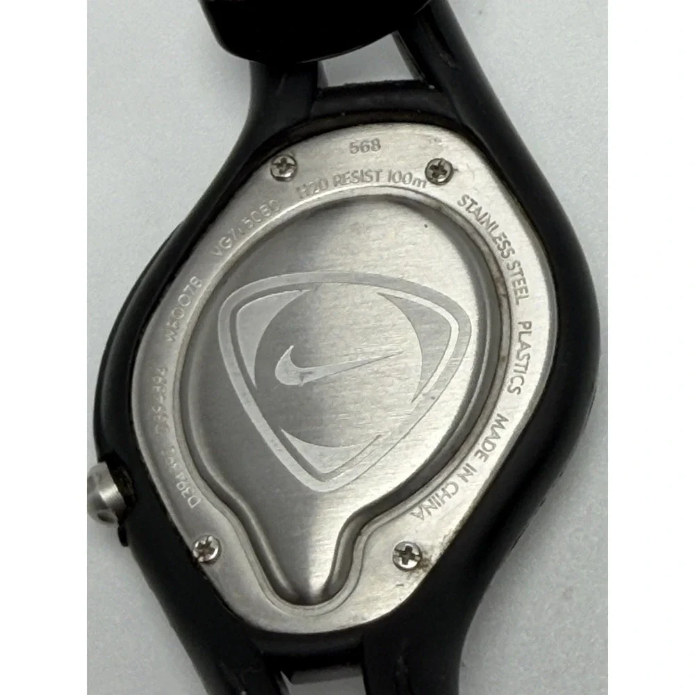 Nike Triax WR0078 Manchester United New‎ Battery Swift 41MM 7.75